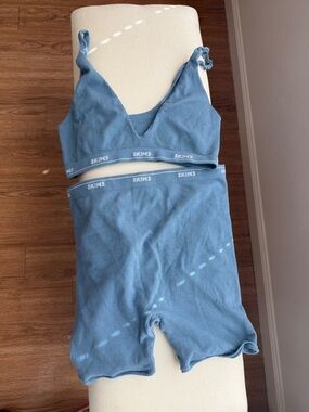 SKIMS Ribbed Bralette & High-Waist Shorts Set - Dusty Blue